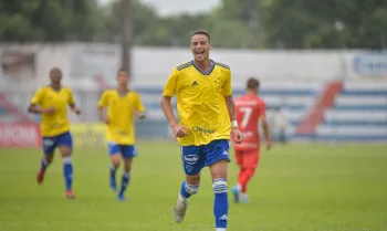 Cruzeiro encaminha classifica��o na Copinha ap�s golear o Capivariano