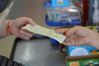 Notas fiscais emitidas a partir desta segunda-feira (1) devem conter informaes sobre o tipo de pagamento