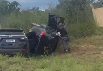 Acidente na MT-251 deixa cinco feridos em capotamento