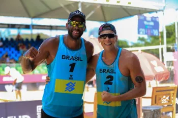 Arthur e Evandro venceram dupla holandesa no vleio de paria e lideraram etapa de Braslia do Circuito Mundial