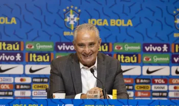 Com novidade, Tite convoca sele��o para reta final das Eliminat�rias