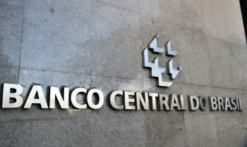 Copom eleva taxa b�sica de juros para 12,75% ao ano