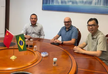 O prefeito D�rio Saadi (Repub) se encontrou com representantes do escrit�rio de Campinas em Fuzhou, na China