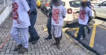A Secretaria Estadual de Seguran�a P�blica de SP afirma que n�o compactua com desvios de condutas: ainda n�o h� provid�ncias de afastamento dos policiais - Foto: Reprodu��o/redes sociais