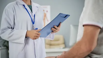 O impacto da doen�a entre os mais jovens tamb�m aparece nas estat�sticas de mortalidade. Foto: Magnific