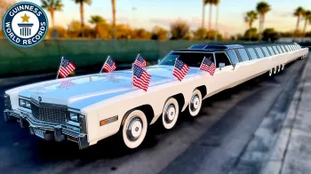Americano reconstr�i o maior carro do mundo
