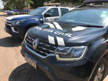 Polcias Civil e Militar prendem mulher por abandonar filho em imvel
