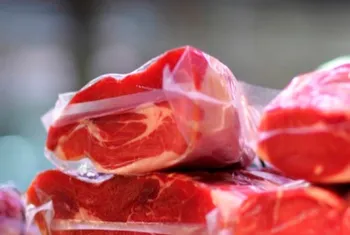 Exporta��es de Carne Bovina Crescem 29% em Abril, Superando 300 Mil Toneladas, Aponta ABRAFRIGO