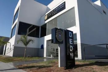 Polcia Civil procura por homem que estuprava e furtava mulheres que conhecia pela internet