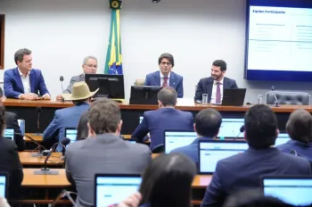 Grupo de trabalho define calend�rio para entregar sugest�es de reforma administrativa at� 14 de julho