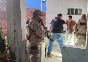 Pol�cia Civil prende homem suspeito de agredir ex-companheira e matar pai e concunhado dela