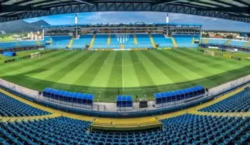 Separados por apenas dois pontos na tabela, Ava� e Cuiab� se enfrentam hoje no Ressacada