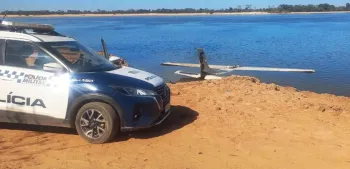 Ocupantes de avi�o que caiu em rio de MT fugiram para o Par�, diz pol�cia