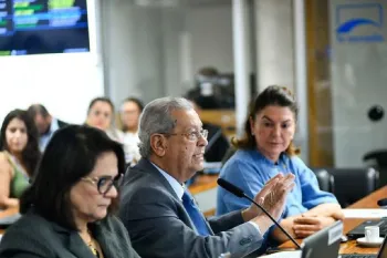 Jayme agrade Mauro por vaga, mas diz que sem candidatura pr�pria UB ser� 'exterminado'