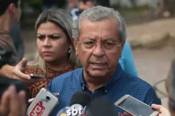 A ''conta n�o fecha'', diz Jayme sobre poss�vel 'dobradinha' com MM e proximidade com PL