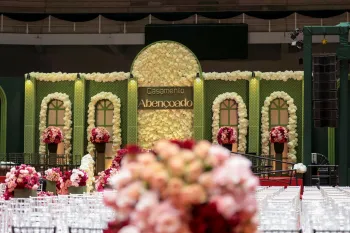 Casais de Barra do Gar�as participam do �Casamento Aben�oado� em Cuiab�