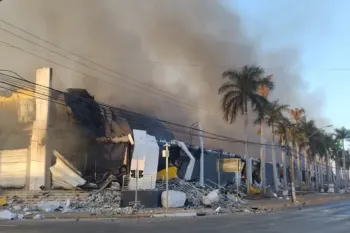 Inc�ndio atingiu shopping em Cuiab� (Foto: Reprodu��o)