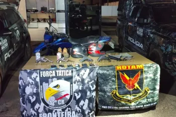 Armas apreendidas com os suspeitos Foto: PMMT