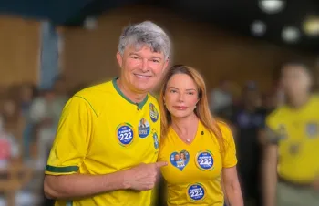 Virg�nia Mendes durante o lan�amento da campanha de Z� Medeiros. (Divulga��o / Assessoria)