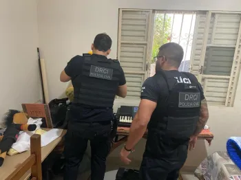 Polcia Civil cumpre mandados contra menor que disseminava discurso de dio e ameaa  vida de mulheres
