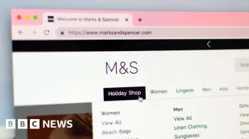 Alamy O site da M&S, mostrando seu logotipo simples. Ele destaca as diferentes categorias de roupas que s�o vendidas, como roupas masculinas, femininas e infantis.