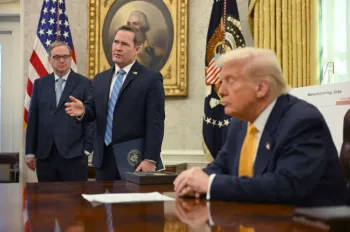 O ex-congressista americano  o primeiro alto funcionrio que deixa a administrao no segundo mandato de Trump