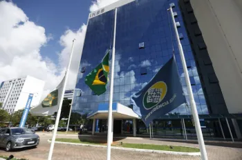 Na a��o, a AGU pede que R$ 2,56 bilh�es sejam bloqueados dessas entidades