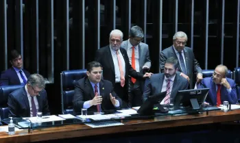 Bras�lia (DF), 27/05/2025 - Sess�o do Senado que votou a proposta de emenda � Constitui��o (PEC 37/2022) que inclui as guardas municipais e os agentes de tr�nsito entre os �rg�os de seguran�a p�blica previstos na Carta Magna. Foto: Lula Marques/Ag�ncia Brasil