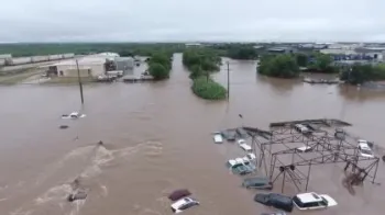 Enchentes no Texas deixam pelo menos 24 mortos  REUTERS/PATRICK KEELY
