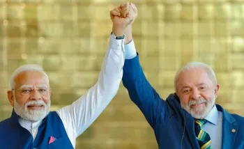 O petista tamb�m discutiu com Modi a meta de ampliar o com�rcio bilateral para mais de US$ 20 bilh�es at� 2030