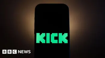 O logotipo Kick, em estilo pixel verde brilhante, � exibido na tela preta de um smartphone.