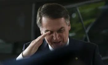 O Presidente eleito Jair Bolsonaro, fala com a imprensa ap�s reuni�o com os futuros comandantes das For�as Armadas, no Comando da Marinha, em Bras�lia.  � Marcelo Camargo/Ag�ncia Brasil