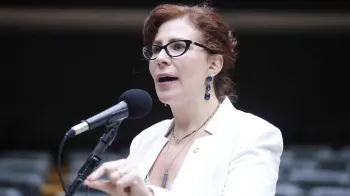 Carla Zambelli (PL-SP), deputada federal licenciada