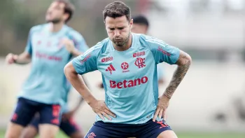 Sa�l em treino do Flamengo� Gilvan de Souza/Flamengo