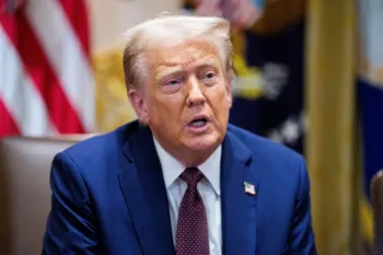 Um ataque inicial dos EUA a uma lancha suspeita de transportar traficantes de drogas havia, segundo Donald Trump, deixado onze mortos em 2 de setembro no Caribe