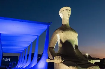 STF Iluminado em homenagem ao Dia Nacional dos Surdos, Dia Internacional da Linguagem de Sinais e Semana Internacional dos Surdos Foto: Antonio Augusto/STF