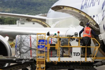 Mais de 38 toneladas de carga humanit�ria partiram para a Jamaica do Centro Regional de Log�stica para Assist�ncia Humanit�ria do Panam�, enquanto outras 24 toneladas ser�o enviadas para Cuba nas pr�ximas horas, como parte da resposta imediata � devasta��o causada pelo furac�o Melissa