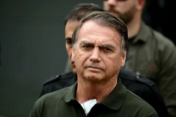 Bolsonaro se encontra em pris�o domiciliar