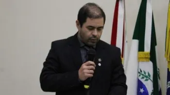 Magistrado de Ibaiti, J�lio Cesar Vicentini, � suspenso pelo TJ-PR ap�s den�ncias da OAB-PR que envolviam ass�dio, persegui��o a advogado e desd�m pela Ordem; sindic�ncia corre sob sigilo� Divulga��o / C�mara Municipal de Ibaiti (PR)
