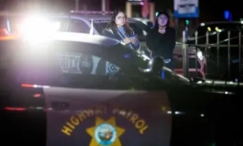 Quatro pessoas morreram e 10 ficaram feridas em um tiroteio na noite de s�bado (29) na cidade de Stockton, Calif�rnia
