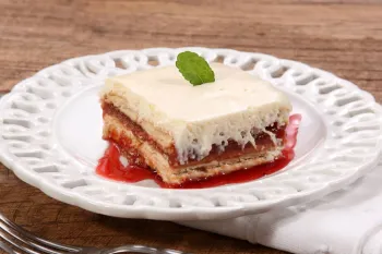 3 receitas f�ceis e irresist�veis de pav� para ado�ar o seu Natal