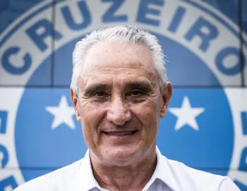 Tite assinou contrato com o Cruzeiro at� o final de 2026