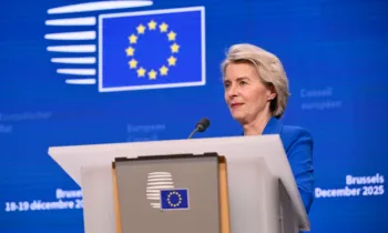 Com a aprova��o, a presidente da Comiss�o, Ursula von der Leyen, poder� viajar a Assun��o para assinar na segunda-feira (12) o tratado comercial que vincular� o bloco a Argentina, Brasil, Uruguai e Paraguai