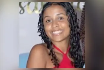 Elena Moraes Marques, de 16 anos, morta a facadas em Japeri Foto: Reprodu��o
