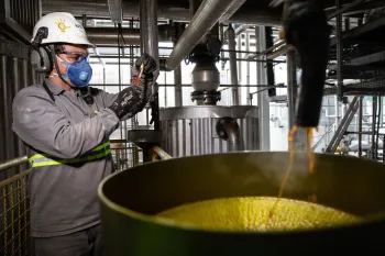 Aumento da oferta de etanol pressiona o mercado e reduz os valores em abril. (Foto: Reprodu��o)