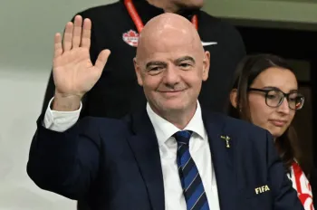 O presidente da FIFA, Gianni Infantino, � visto nas arquibancadas durante a partida de futebol do Grupo B da Copa do Mundo Feminina de 2023 entre Canad� e Austr�lia, no Melbourne Rectangular Stadium, tamb�m conhecido como AAMI Park, em Melbourne, em 31 de julho de 2023.