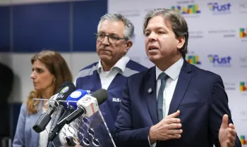 Ministros lan�am editais para conectar unidades de sa�de. Foto: Fabio Rodrigues-Pozzebom/ Ag�ncia Brasil