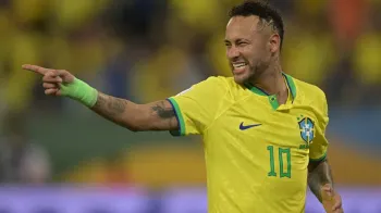 Neymar agradece apoio de Raphinha e chora com convoca��o