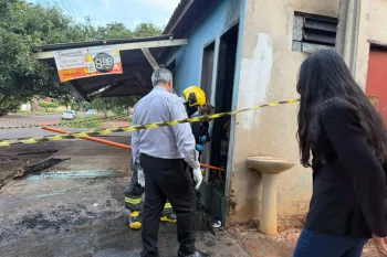 Suspeita foi presa e caso ainda est� em investiga��o. (Foto: Evelyn Mendon�a)