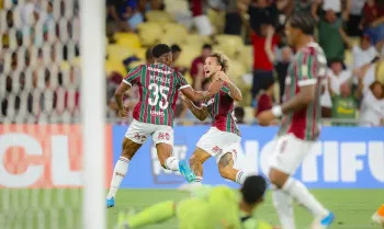 Jogadores do Fluminense comemoram gol no Maracan�.